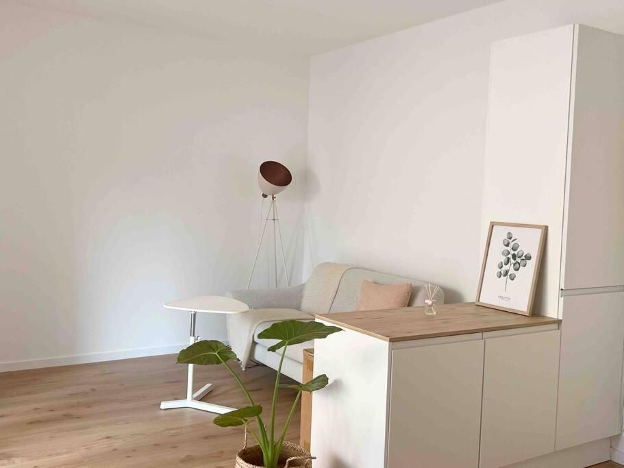Appartement Calme Et Lumineux De 2,5 Pces Proche Lausanne Ecublens  Экстерьер фото